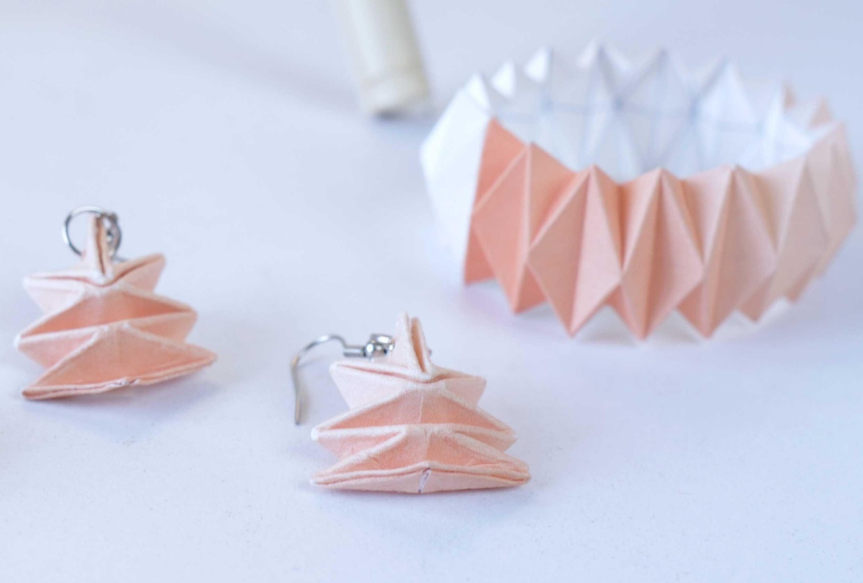 My Paper Jewelry - student project