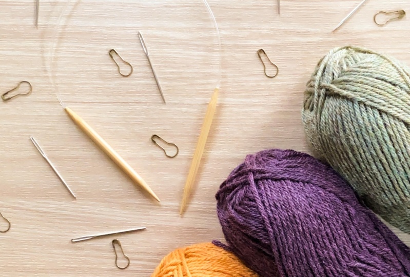Scrunchie Knitting Kit