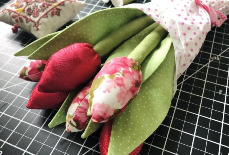 Sew a Pretty Bouquet of Fabric Tulips A Nature Inspired Sewing