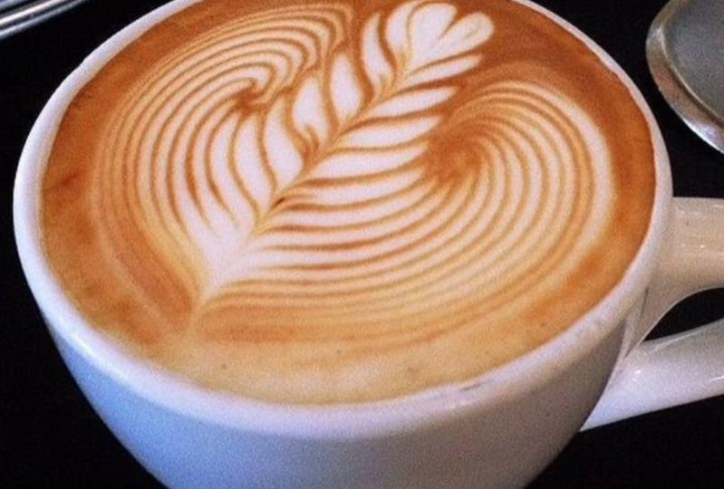 Rosetta and heart latte art