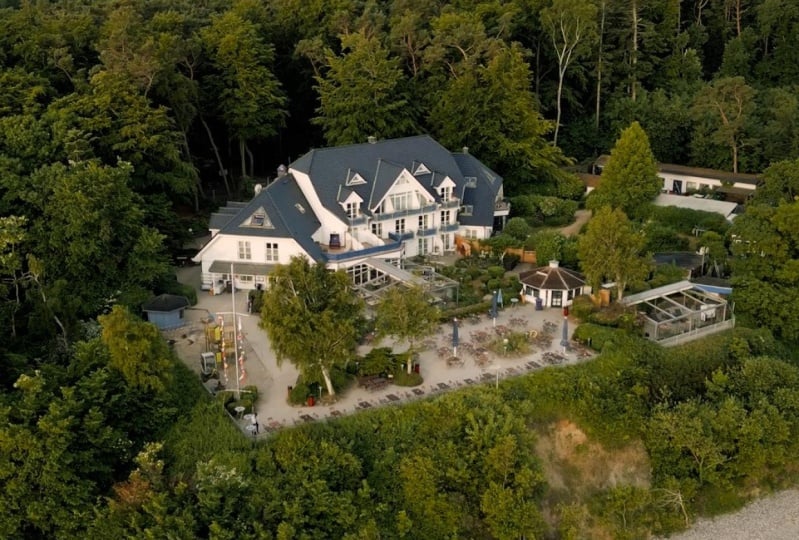 Hotel in forest