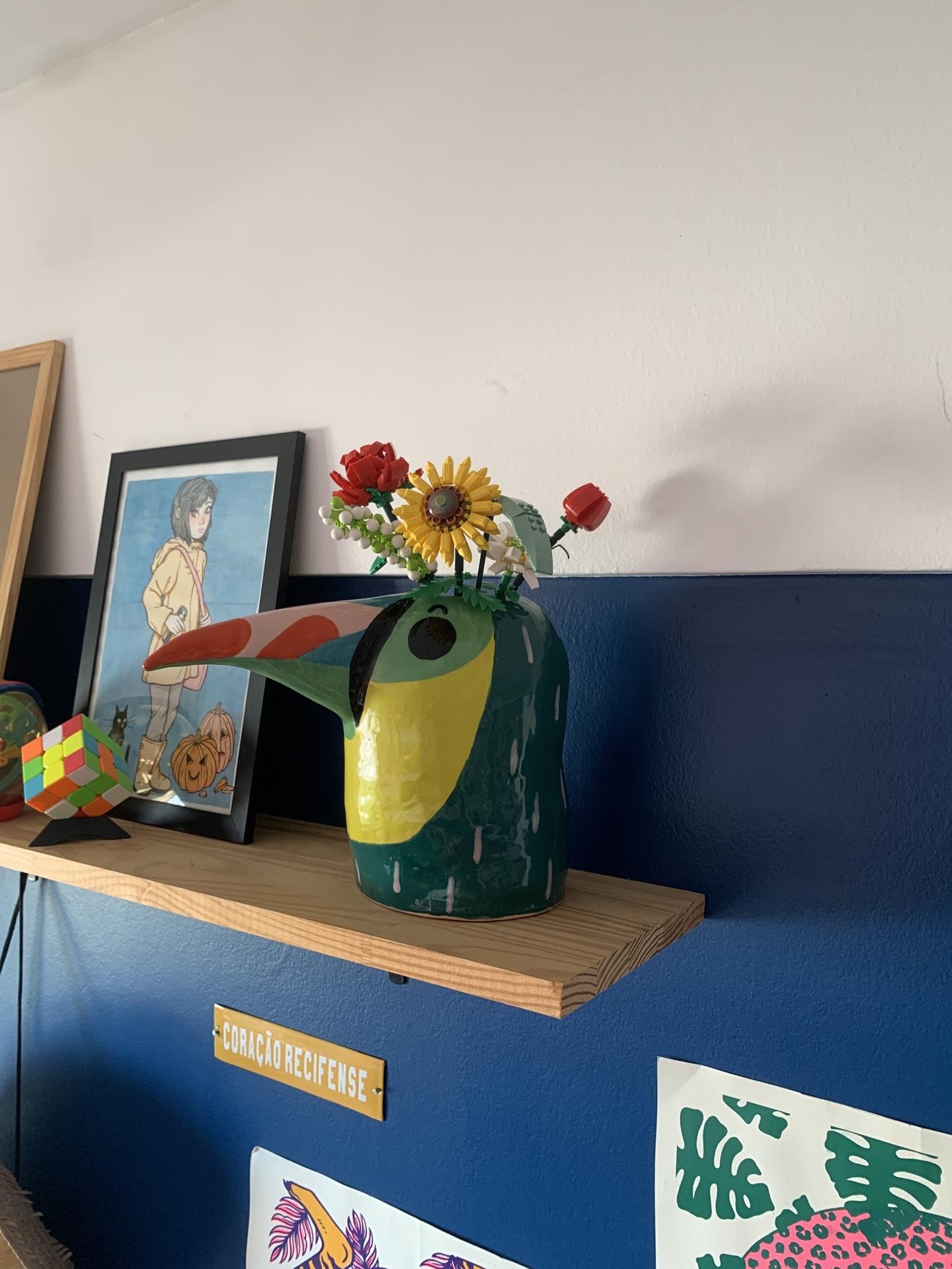 Tucan vase with Lego flowers - student project