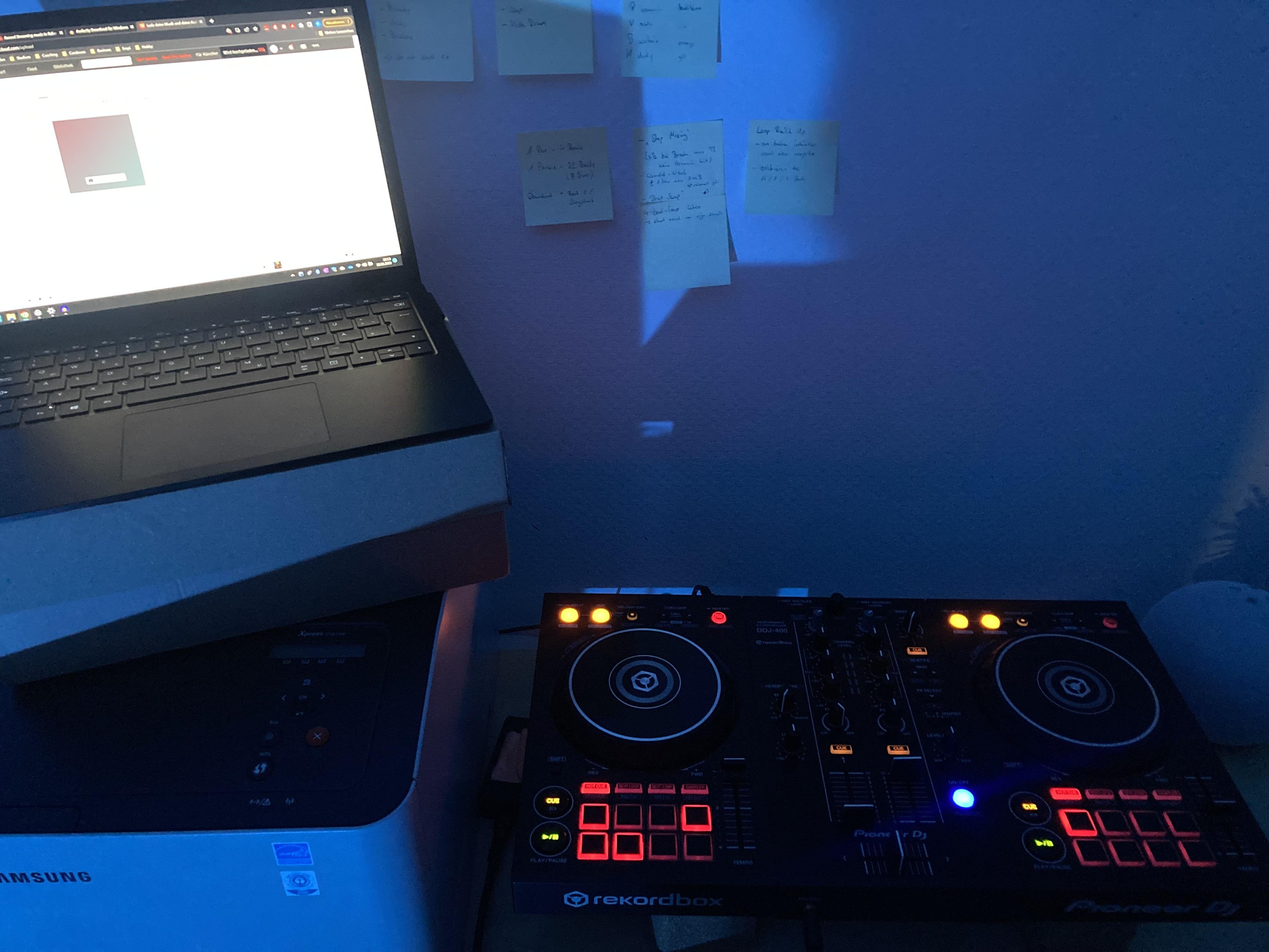My very first set (techno) - student project