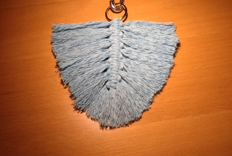 Plume en macramé
