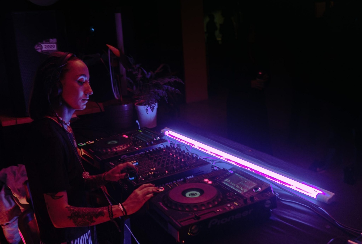 Live Music Photography 101 - student project