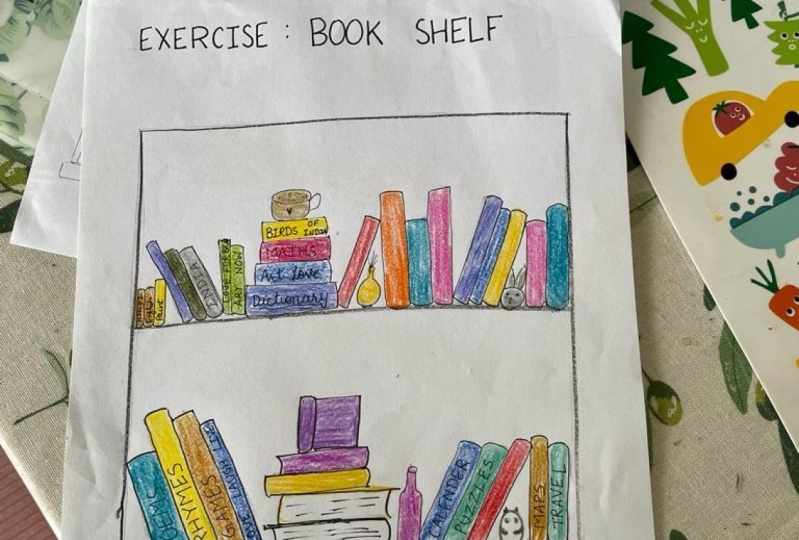 Book shelf