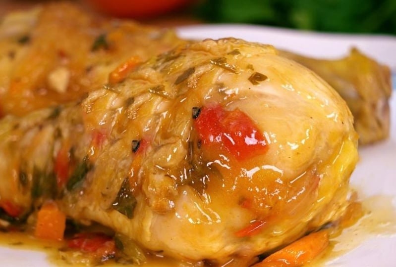 pollo en su salsa