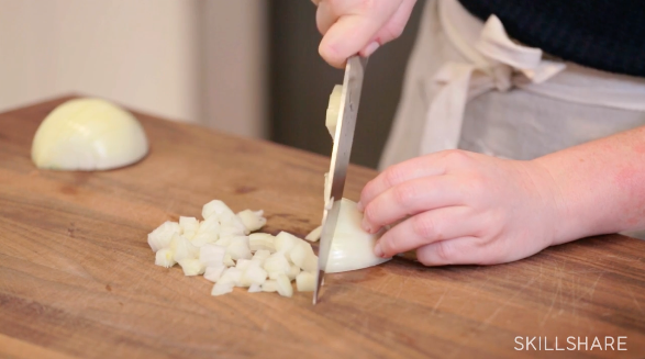 Dicing an onion - student project