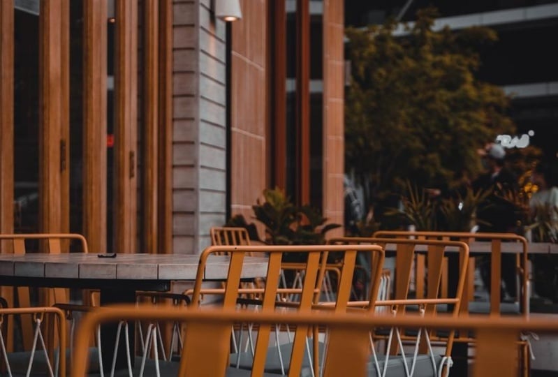 Cafe Terrace to B&W TV Effect
