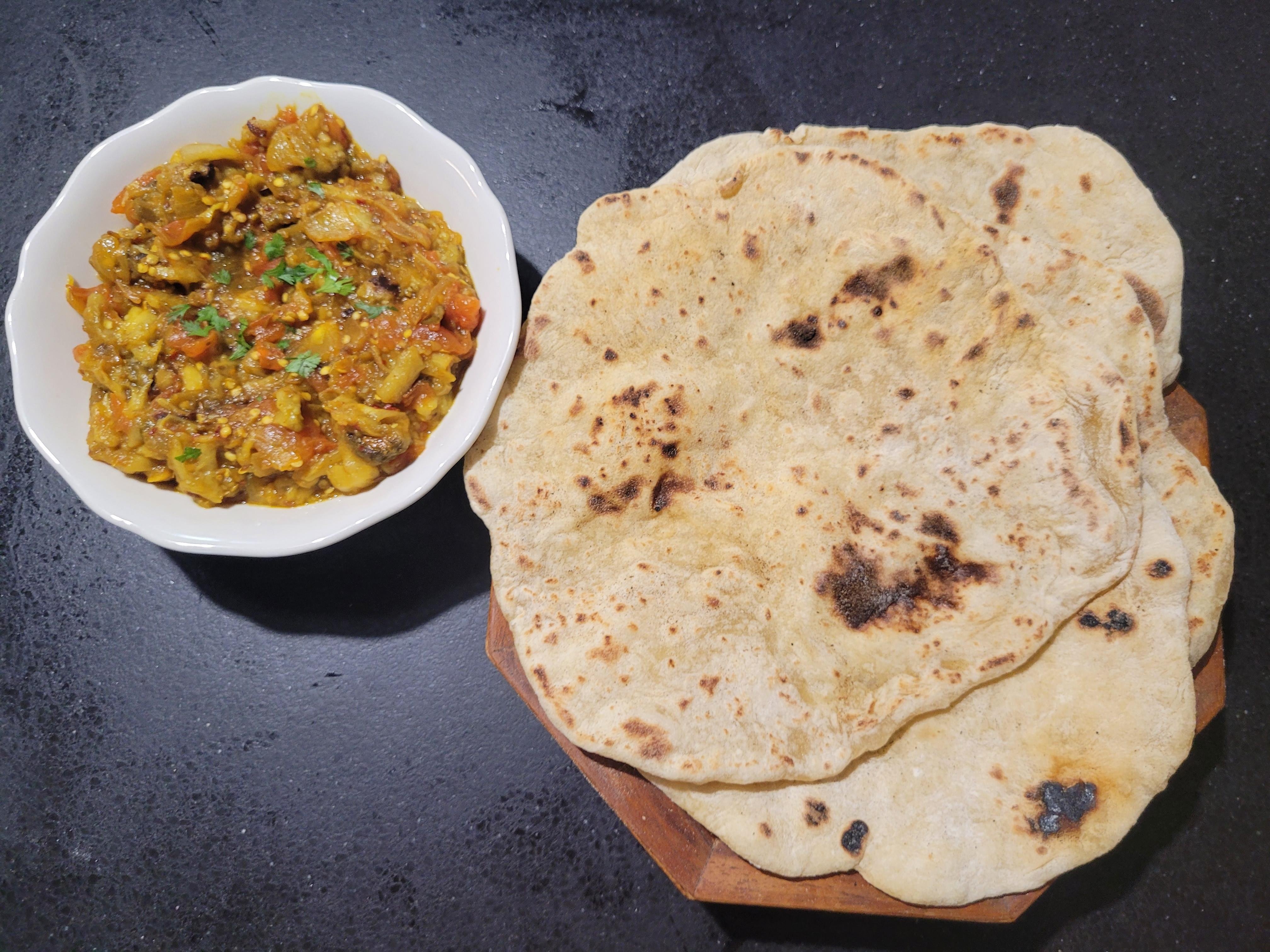 Baingan bharata and naan - student project