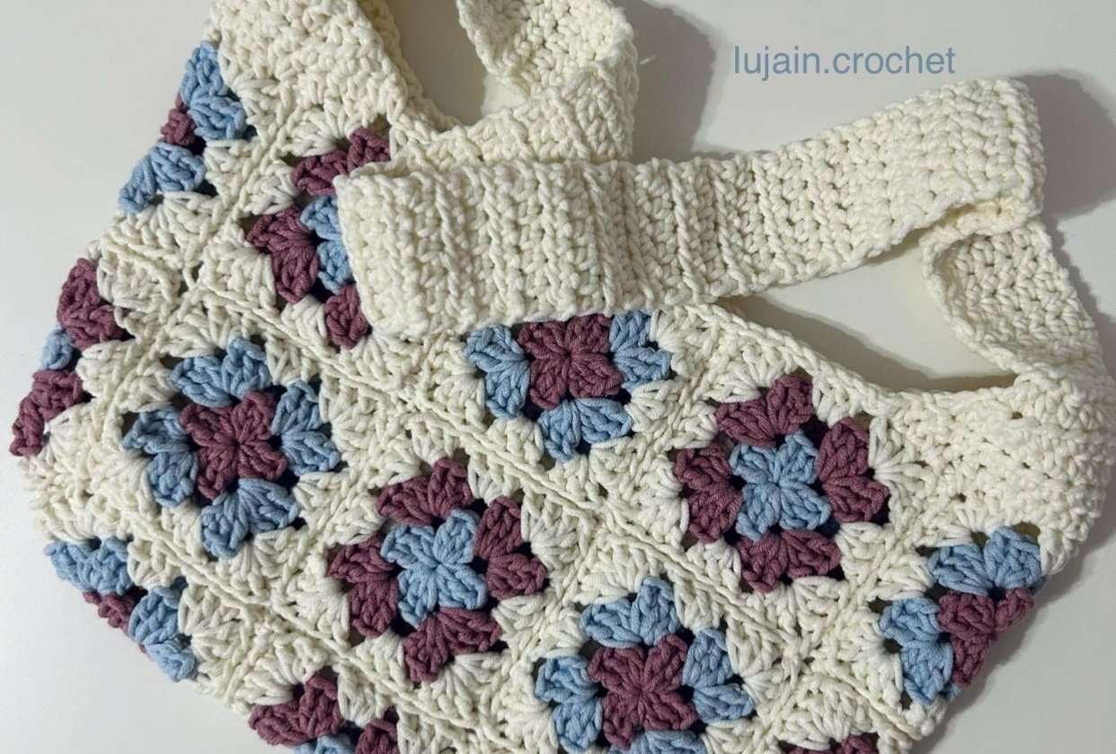 Granny squares bag - student project
