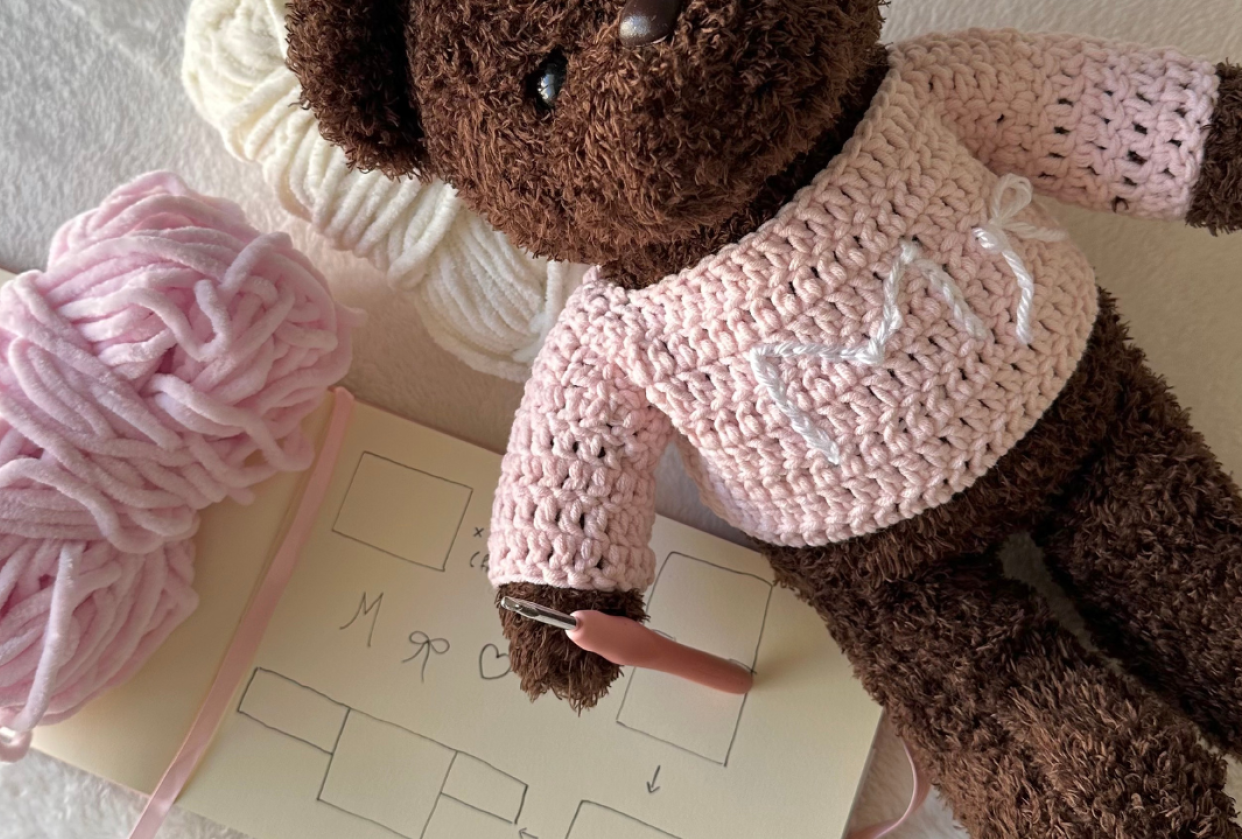 My Teddy Bear in a Cozy Sweater - student project