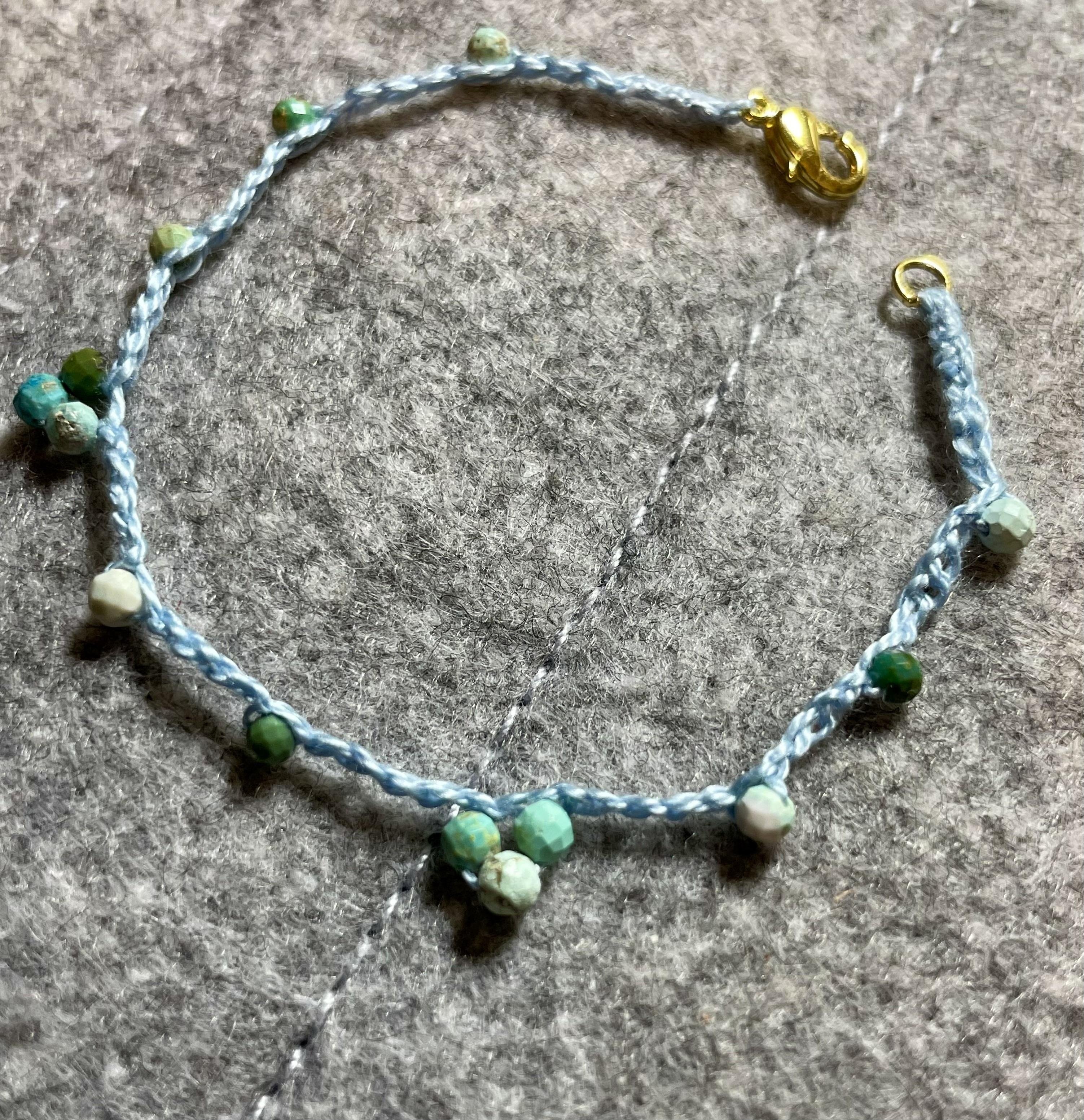 Howlite bracelet - student project
