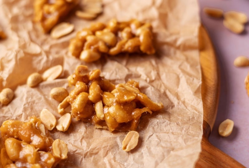 Nuts in caramel