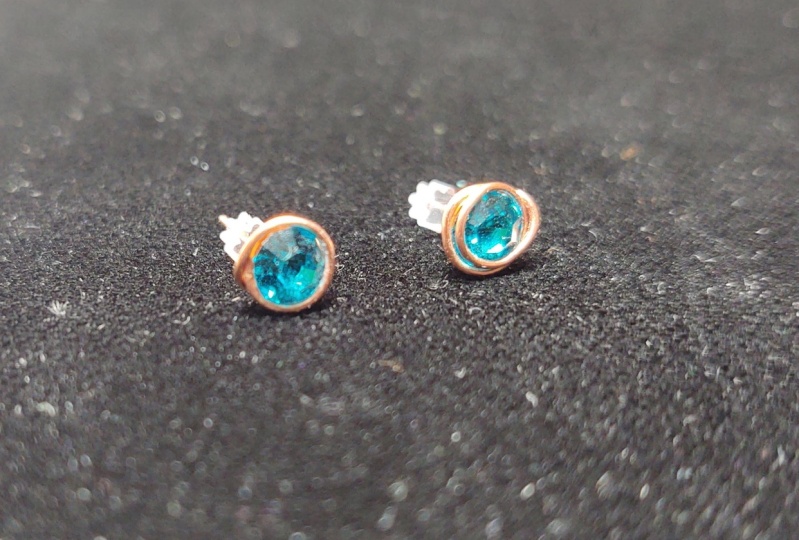 Simple Stud Earrings
