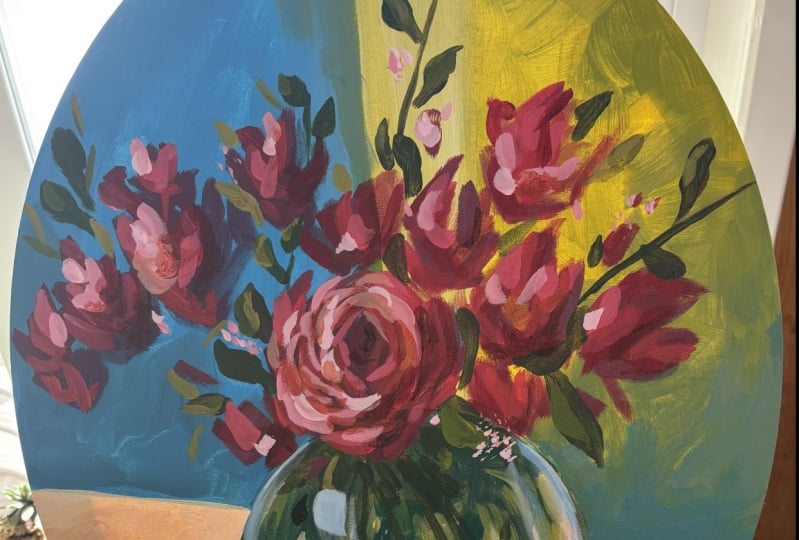 Round Vase Roses