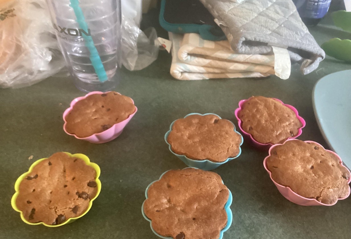 Flower chocolate chip cookies :) - student project