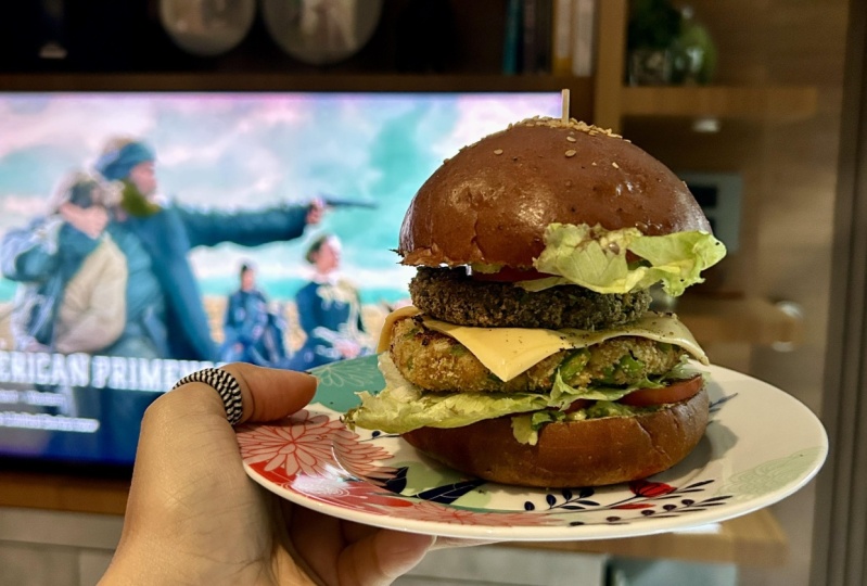 Mushroom millet Patty Burger with Avocado Mayo