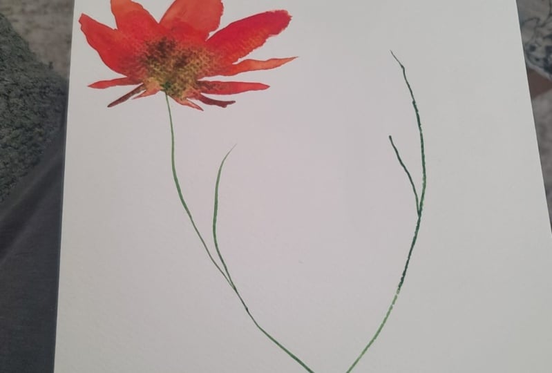 Feuilles et fleurs simples à l'aquarelle
