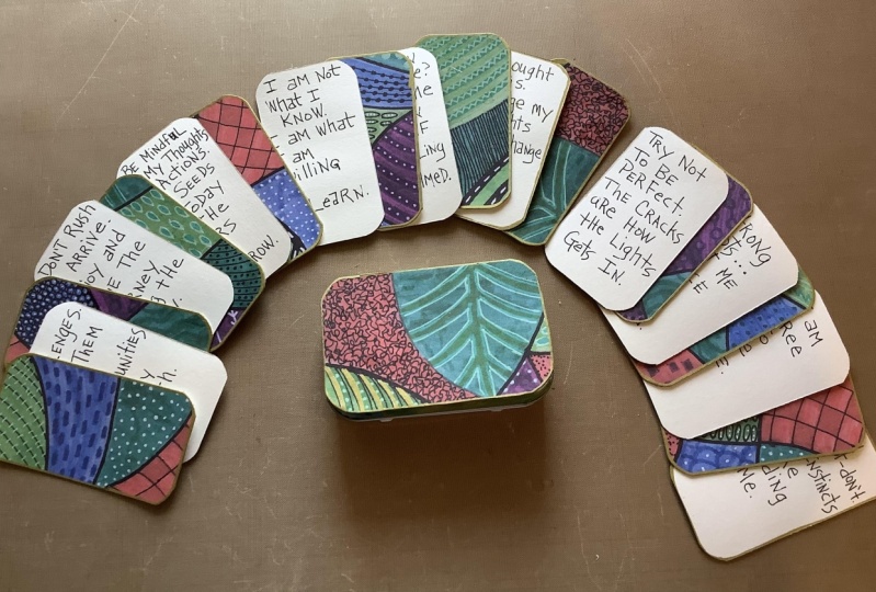Wisdom cards with Altoid tin