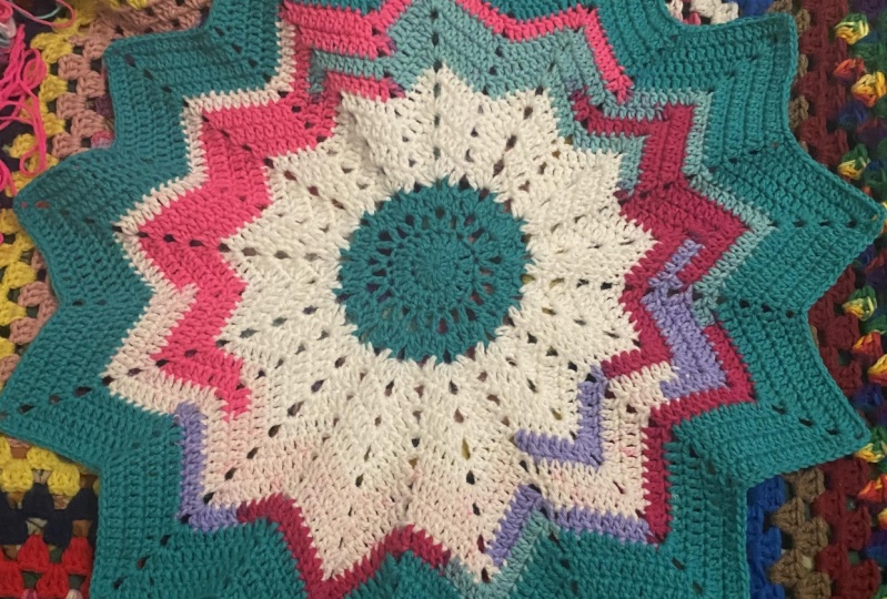 Easy to crochet Star Baby Blanket