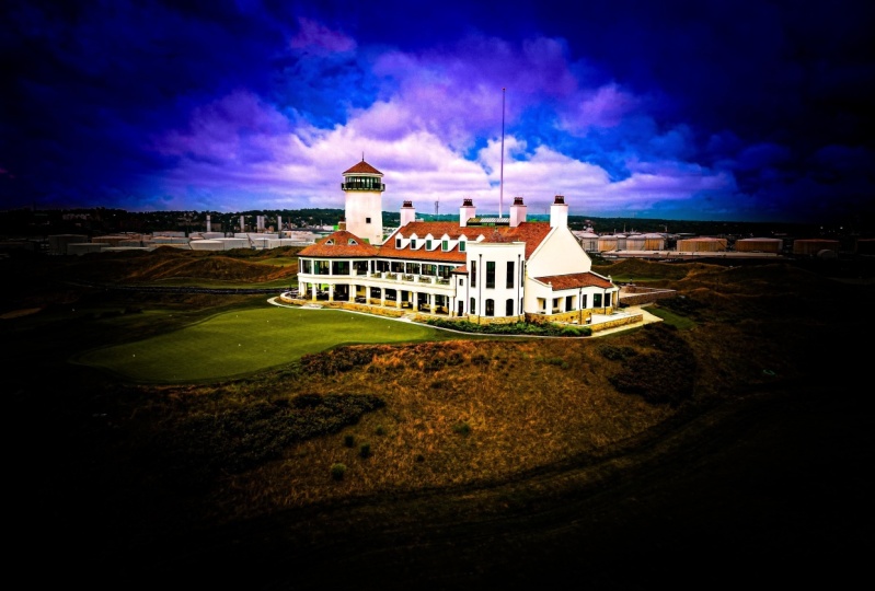 “Clubhouse Aloft”