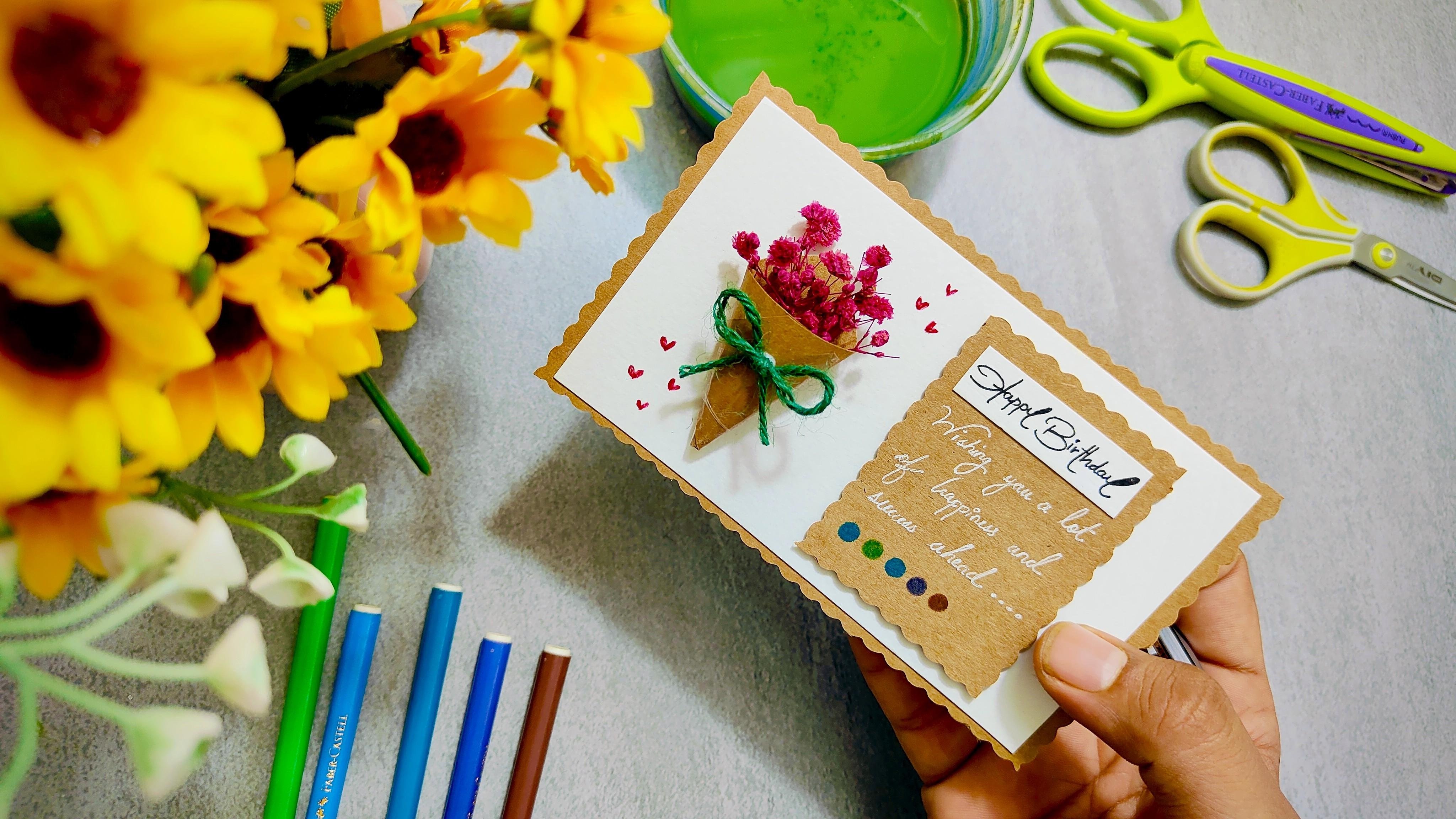 Criação de cartões de aniversário vintage com artesanato fácil e simples |  Rutvik Patel | Skillshare, image size:4096x2304