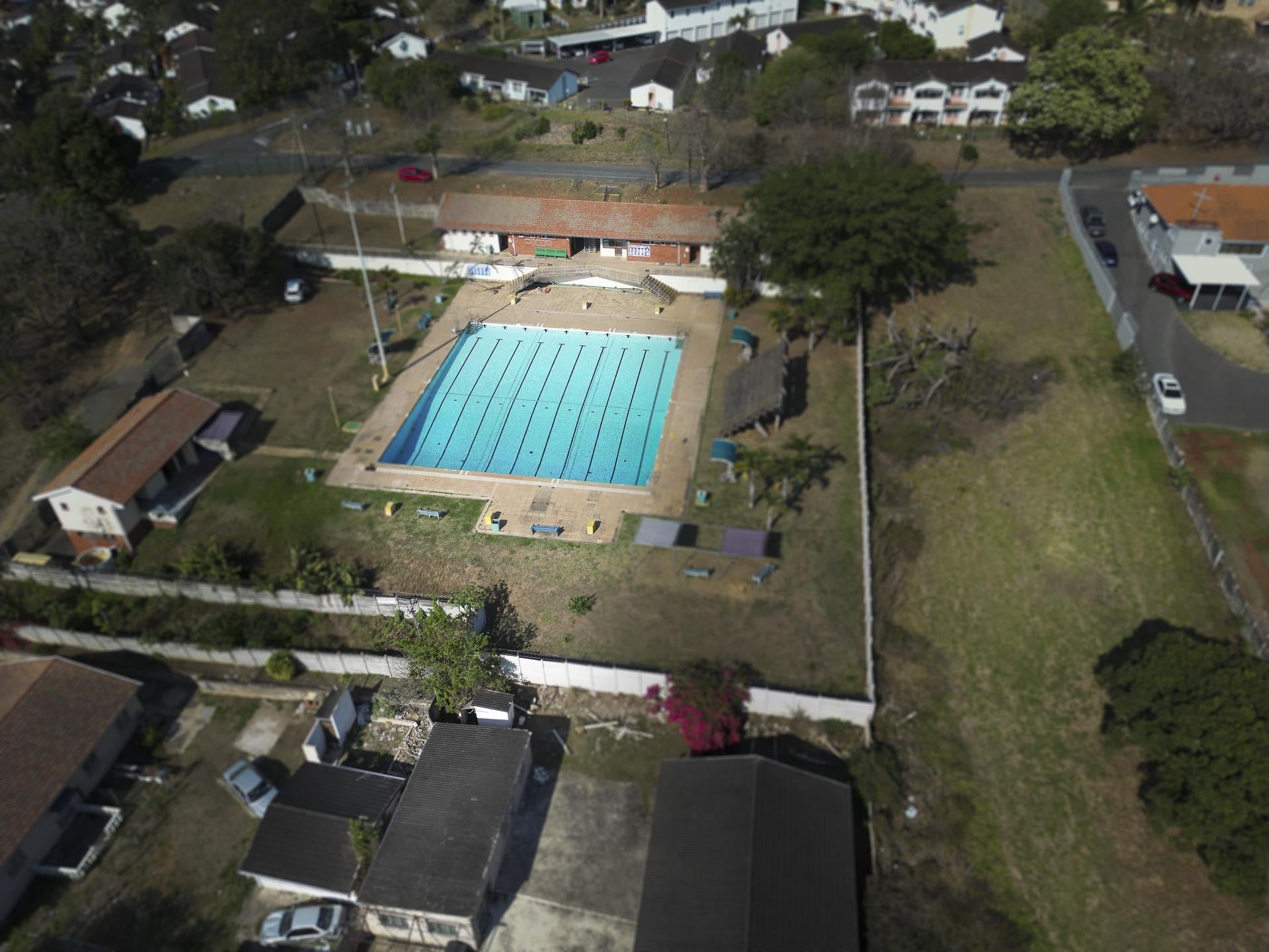 Tilt shift public pool - student project