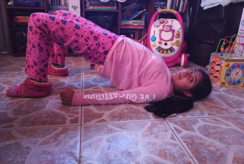 Pose de mi hija