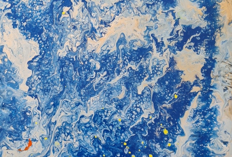 Acrylic pouring