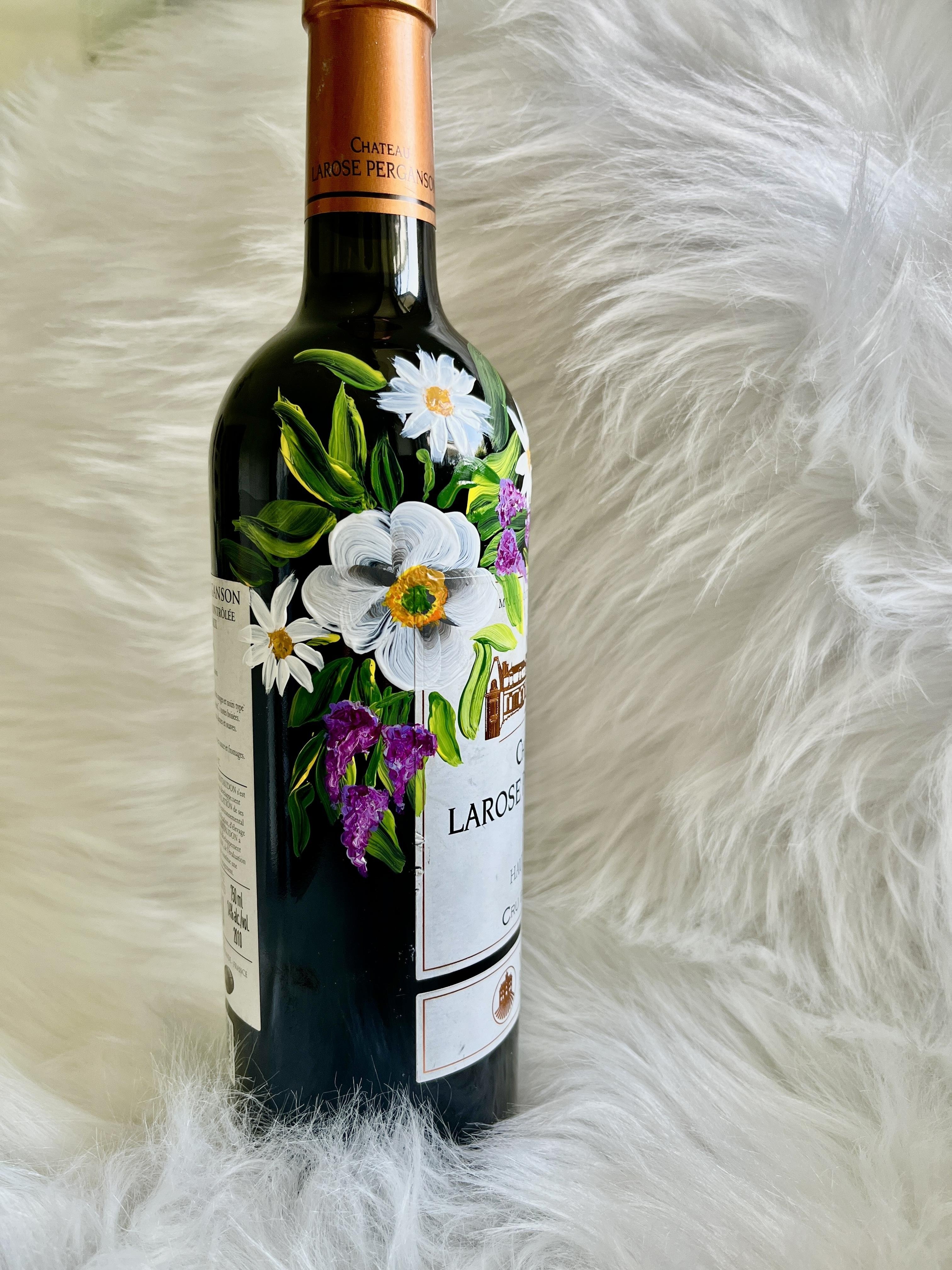 Pintura de botellas para principiantes: el arte de pintar en vidrio |  Michelle Clemen | Skillshare, image size:3024x4032