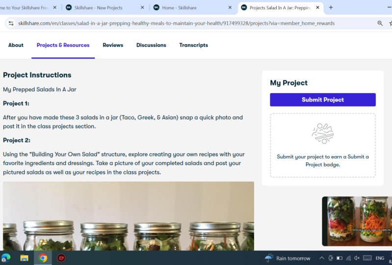 Salad In A Jar: Prepping Healthy Meals To Maintain Your Health