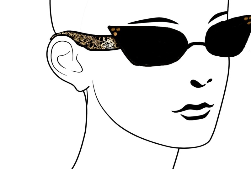 Glamorous Cat-Eyes