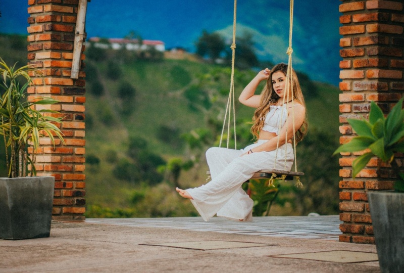 Sony A7IV with 85mm 1.8