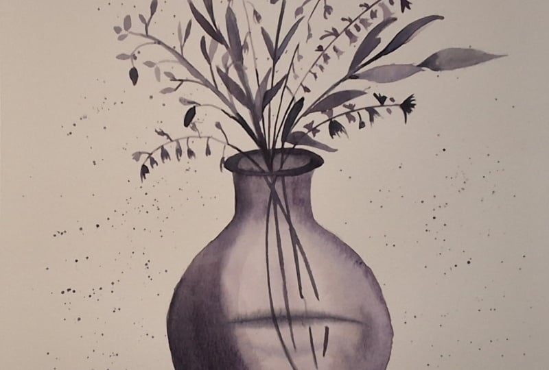 Monochromatic floral vase