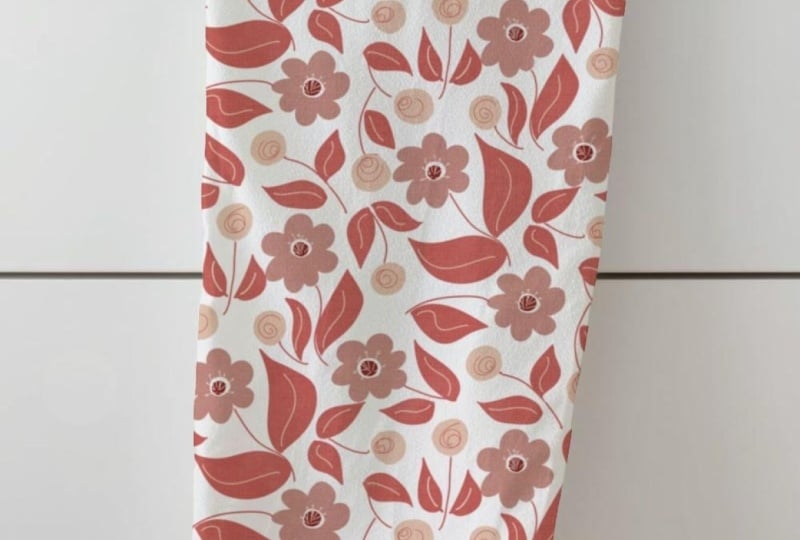 Folksy brown daisy