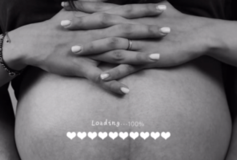 Short pregnancy announcement video