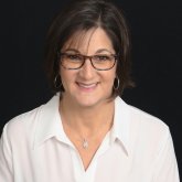 Profilbild von Julie Isaac