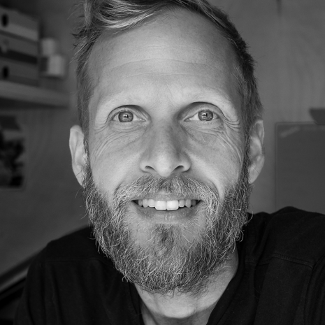 Tom Froese