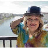 MichelleSewsAgain's profile picture