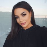 Influencer Picture