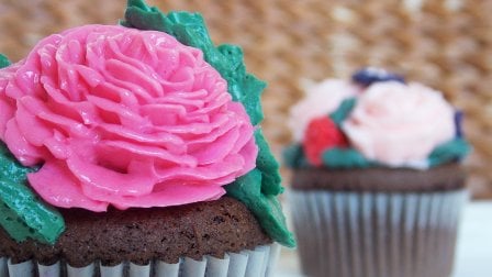 Online Cake Decorating Classes Start Learning For Free Skillshare