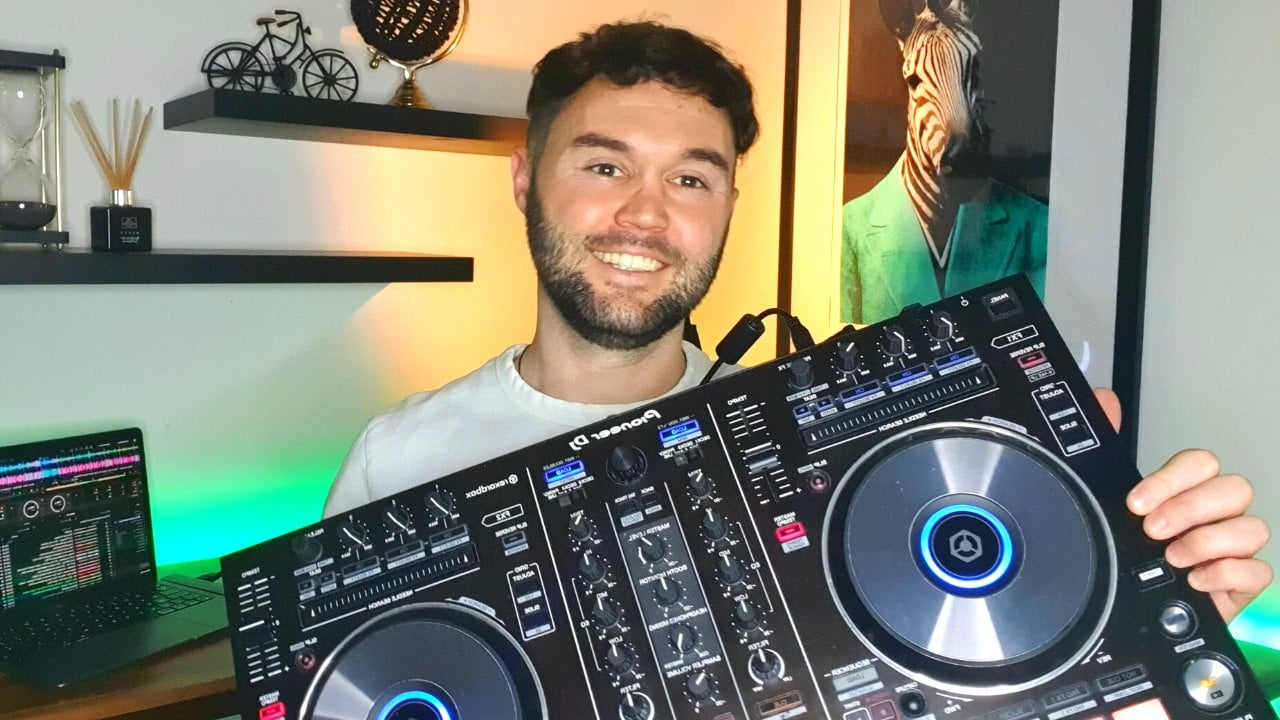 The Complete DJ Course for Beginners: A Full Step-by-Step Guide To DJing