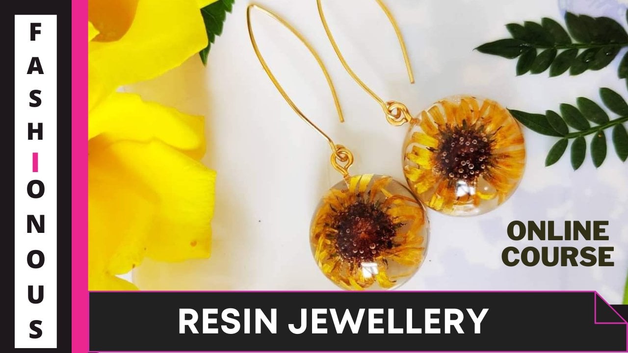 Resin jewelry tutorial: Open bezel technique with ArtResin 