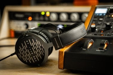 Mixing From Start to Finish: EQ, Compression, and Mix Secrets in Logic Pro X