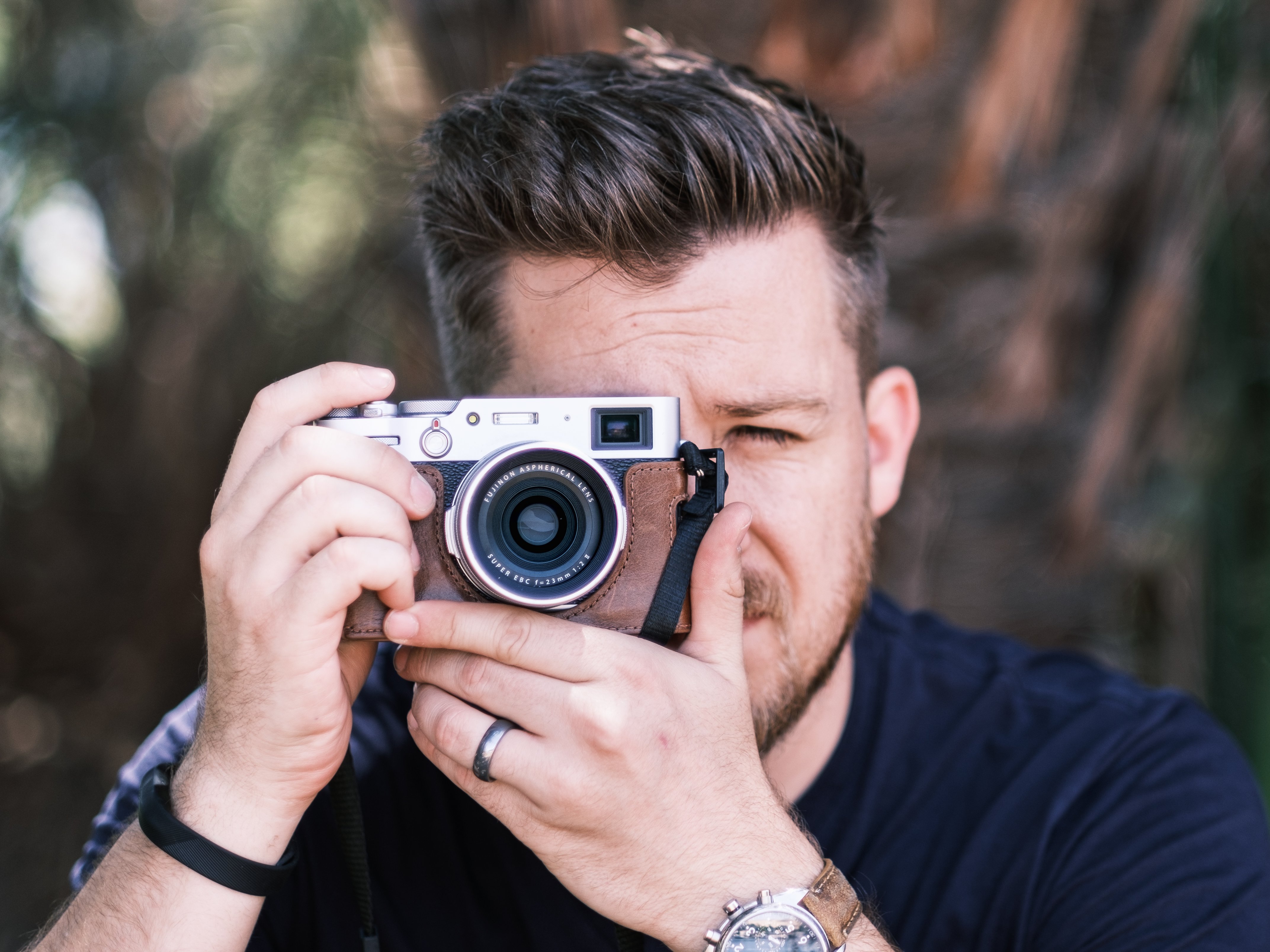 Fujifilm X100V Review: Full Coverage and Hands On Video - Moment