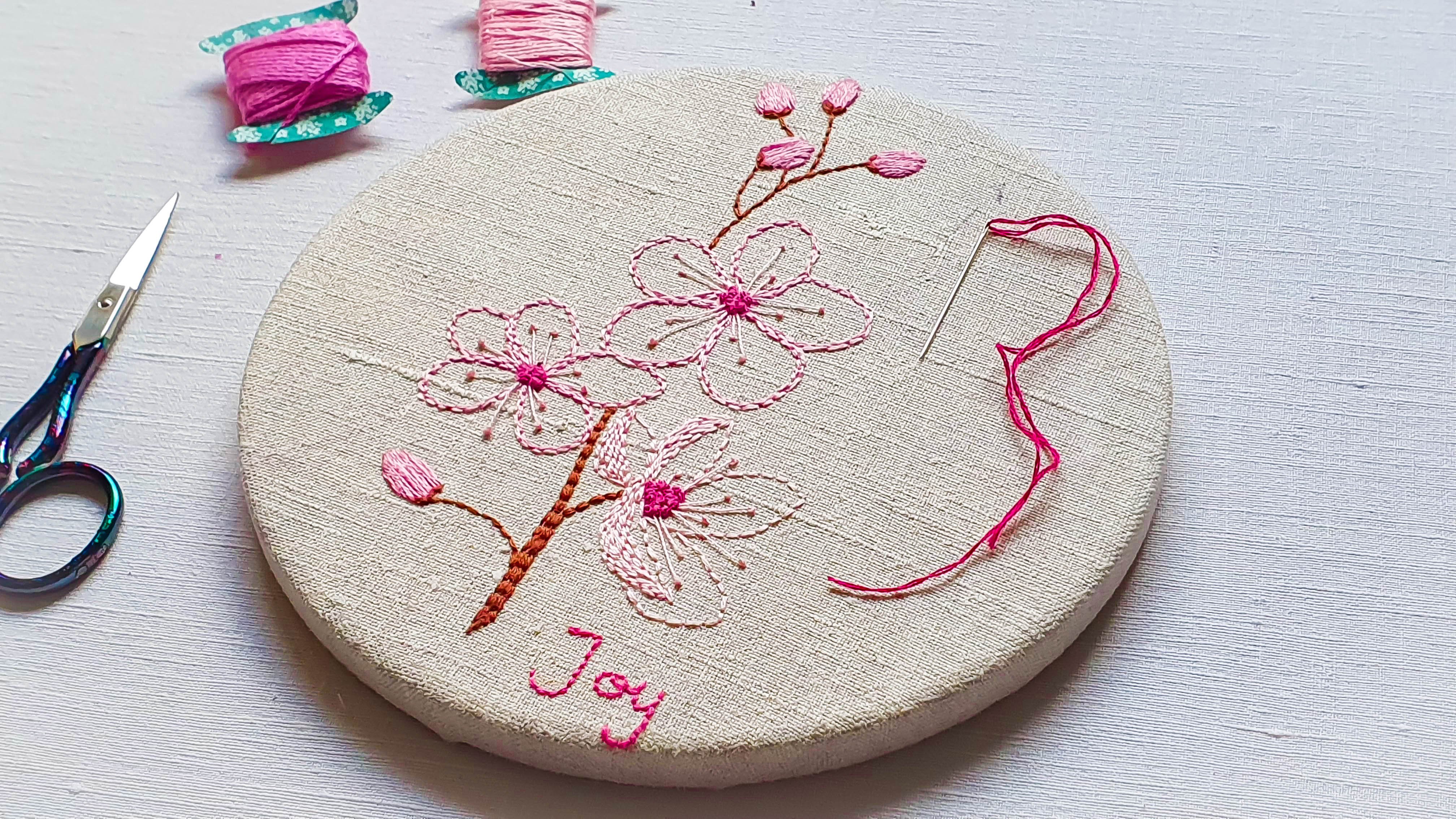 Hand Embroidery 101 : Foundational Stitches & Techniques, Heidi Sternberg