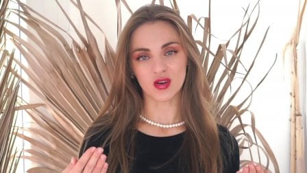 ROUPA DE CÁPSULA PARA SUA FORMA CORPO: COMO SE TORNAR UMA SENHORA A
