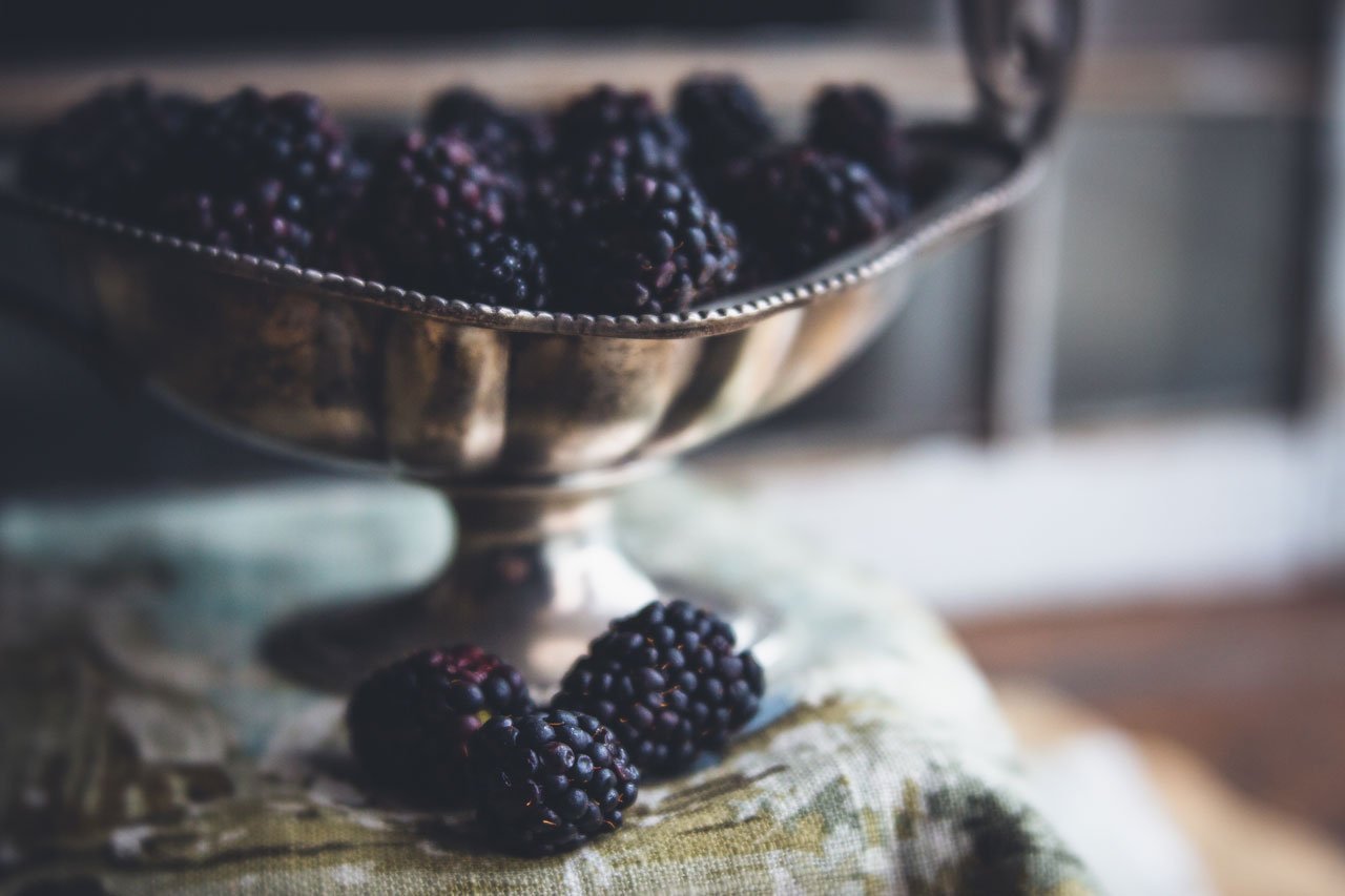 Blackberry round hand towel, farmhouse blackberries decor