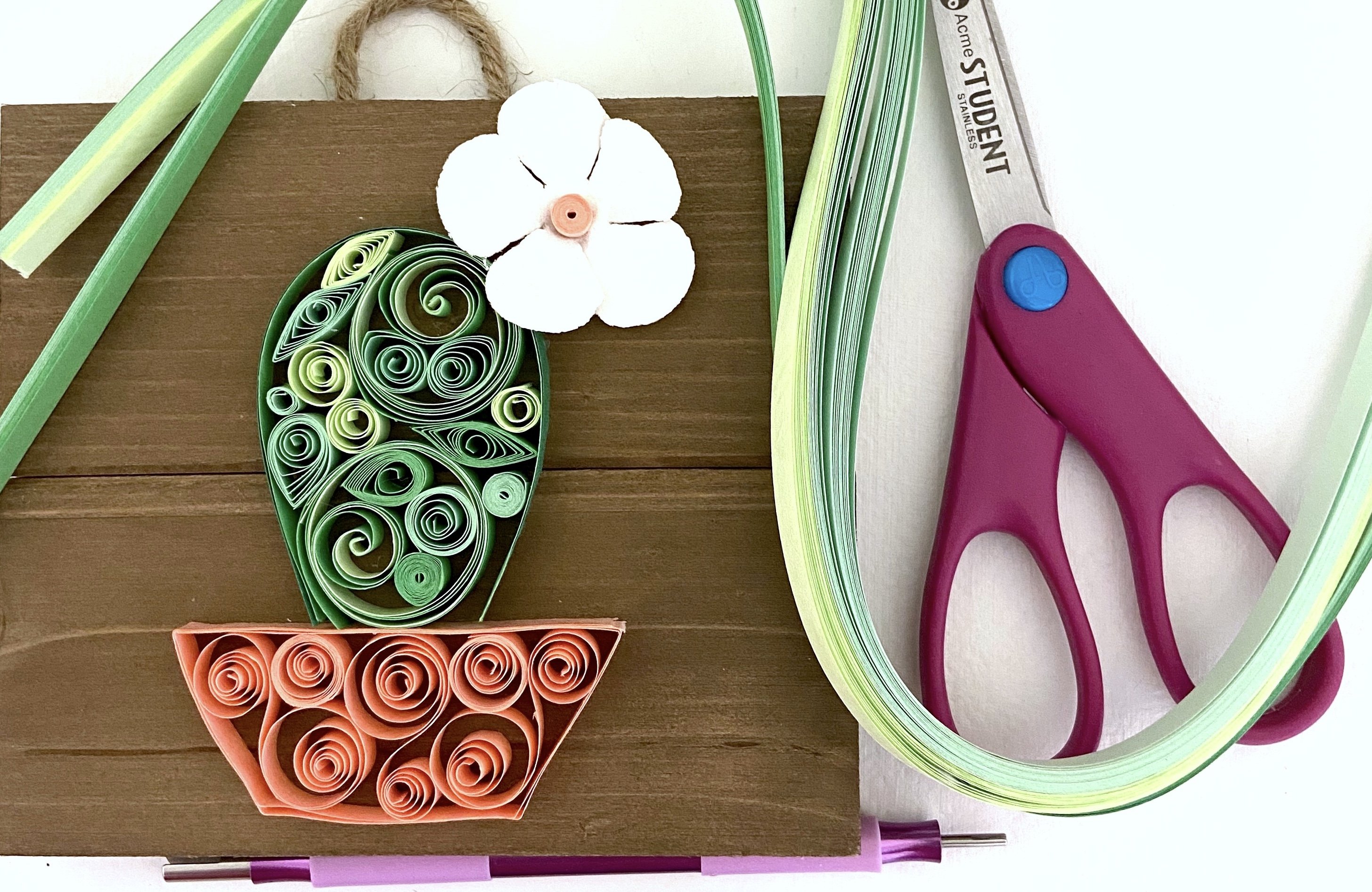 Quilling Intro to Paper Quilled Shapes and Designs Callie Mac Design Skillshare
